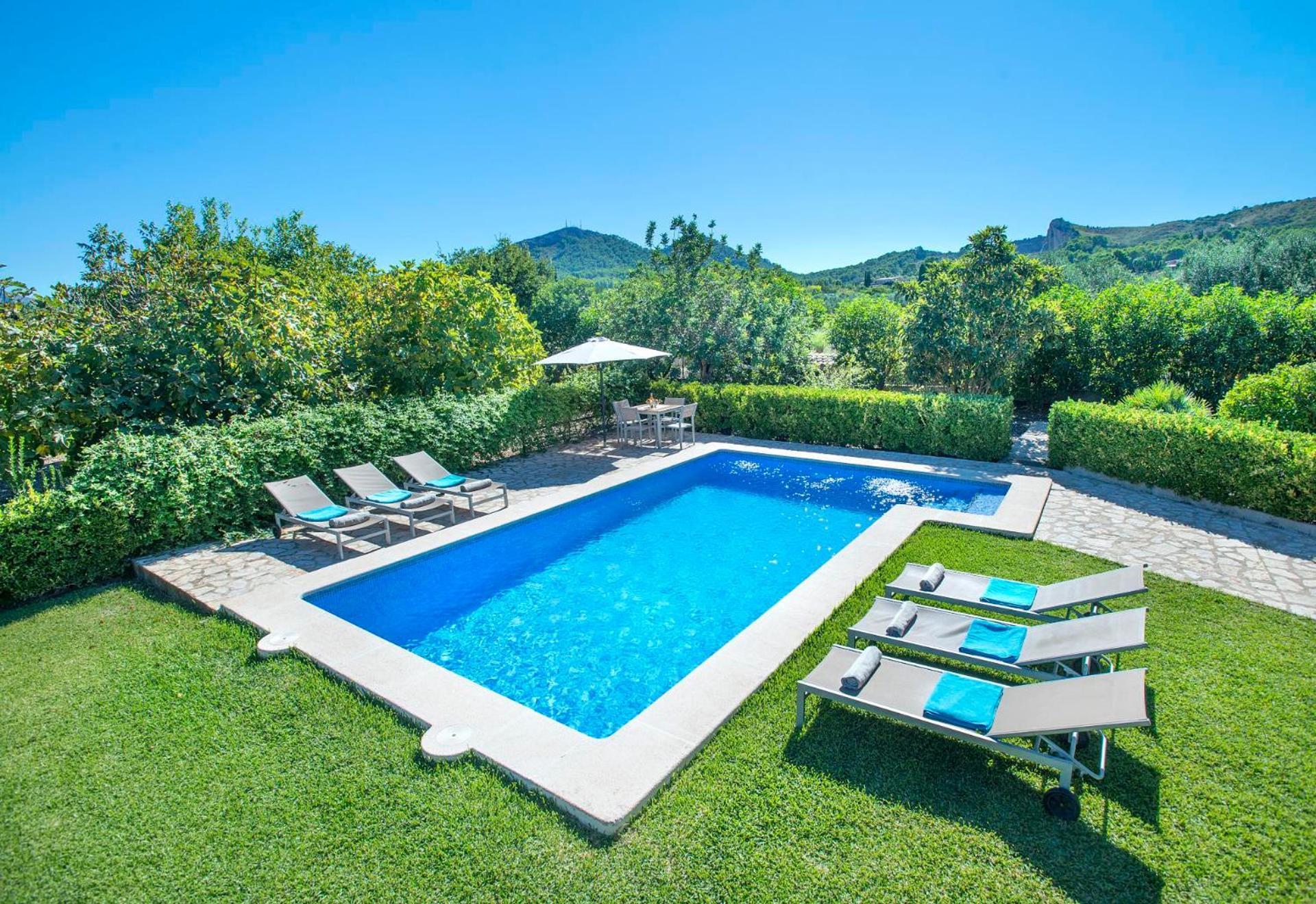 Llosia By Vintage Travel Villa *